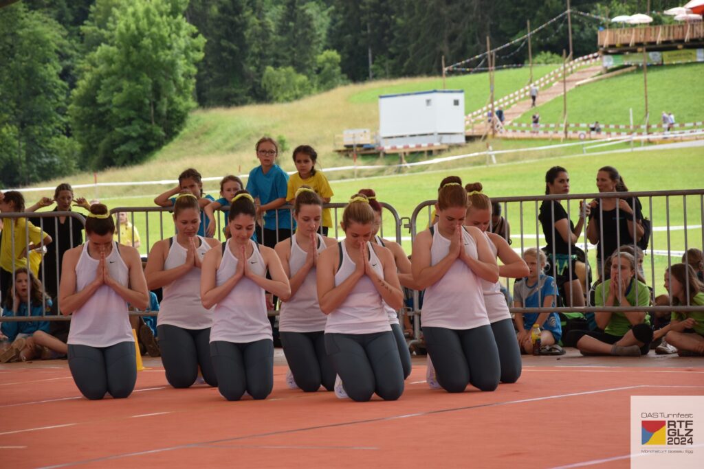 Jugend Wettkampf - Gymnastik